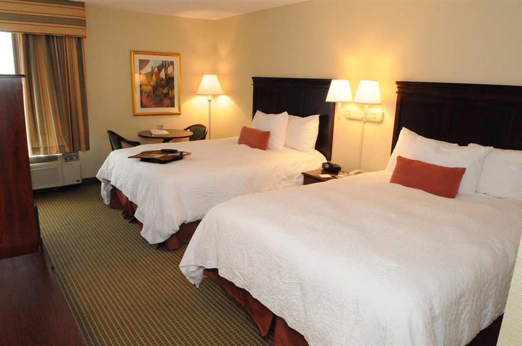 Hampton Inn Дъглас Стая снимка
