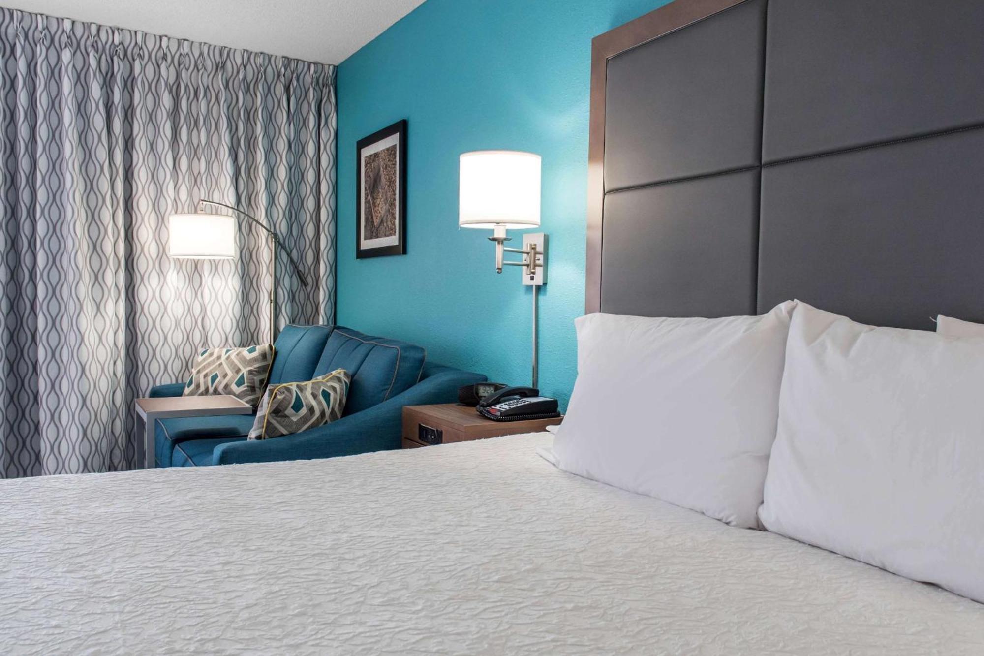 Hampton Inn Дъглас Екстериор снимка