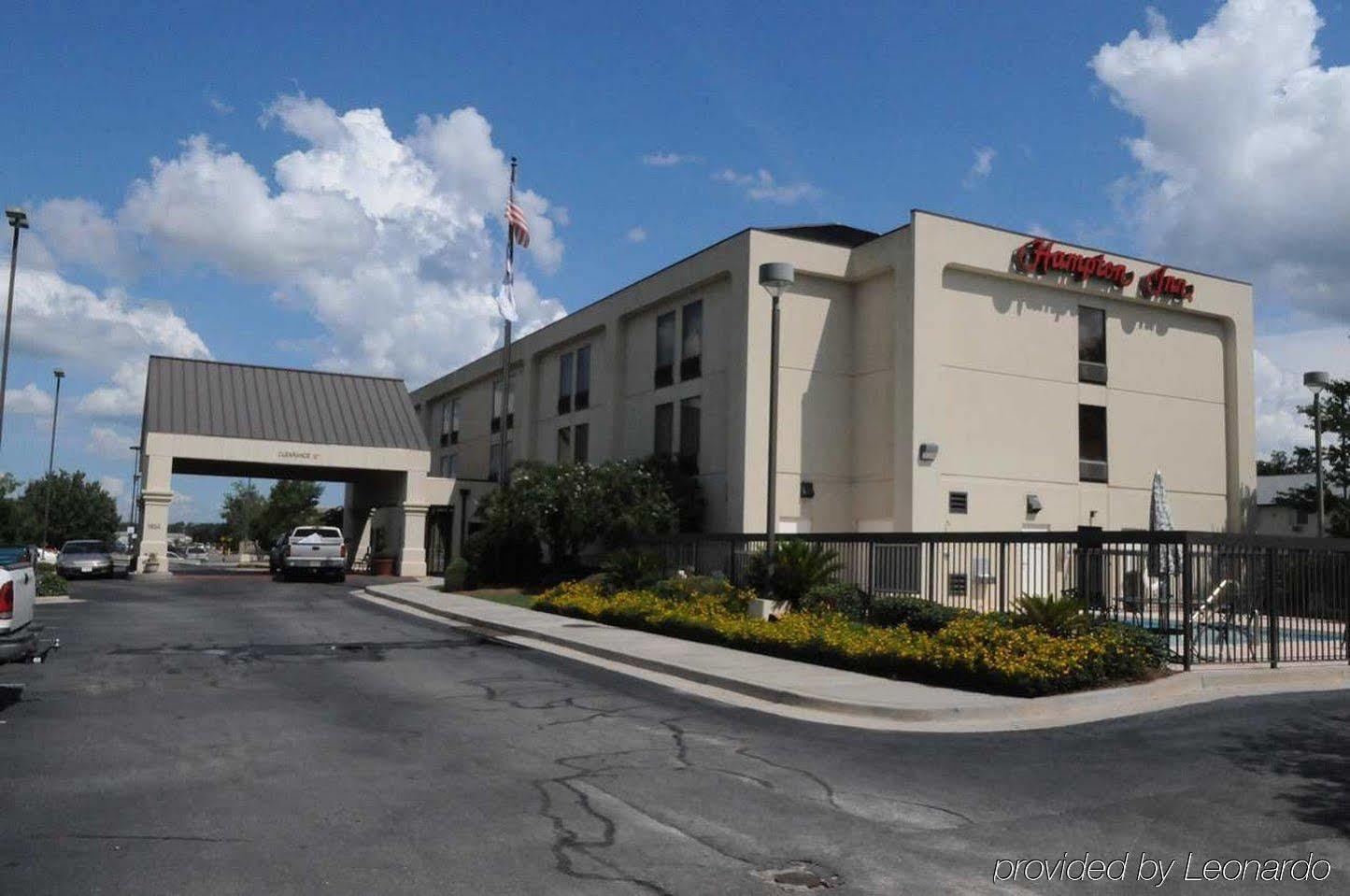Hampton Inn Дъглас Екстериор снимка